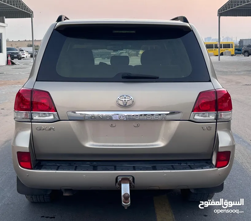 Land cruiser GXR V6 GCC 2008 price 55,000 AED