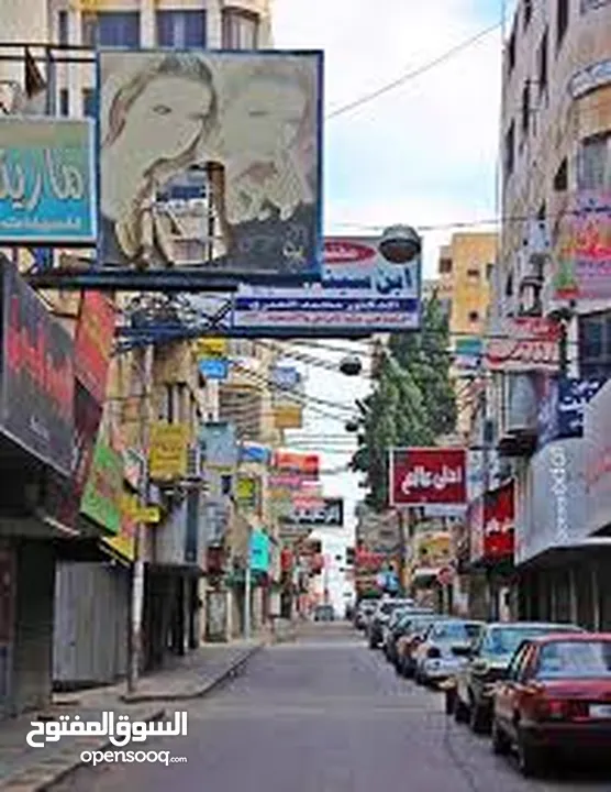 شقه في اربد شارع السينما حي العيادات ب مساحه 80 متر