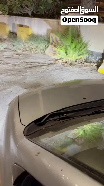 سبوت لايت ثنائي اللون متوفر للسيارات: أبيض LED وكريم LED (قوة عالية جداً)!!