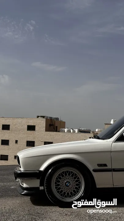 Bmw e30 1987 بوز نمر