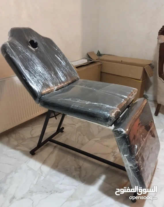 سرير مساج وحجامة وتجميل  ثابت متعدد الحركات 2025