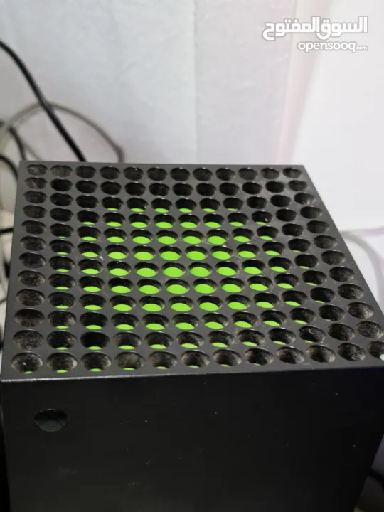 Xbox series X مع سماعت RAZER KAIRA FOR XBOXمع ايد Xbox Elite Wireless Controller Series 2 مع ادتين