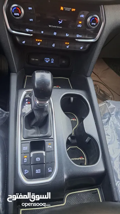 عرض على هونداي 7 ركاب سنتافيه 2020 بالاضافات المميزه والدفع الرباعي يد اوولا البيع مستعجل بسبب السفر