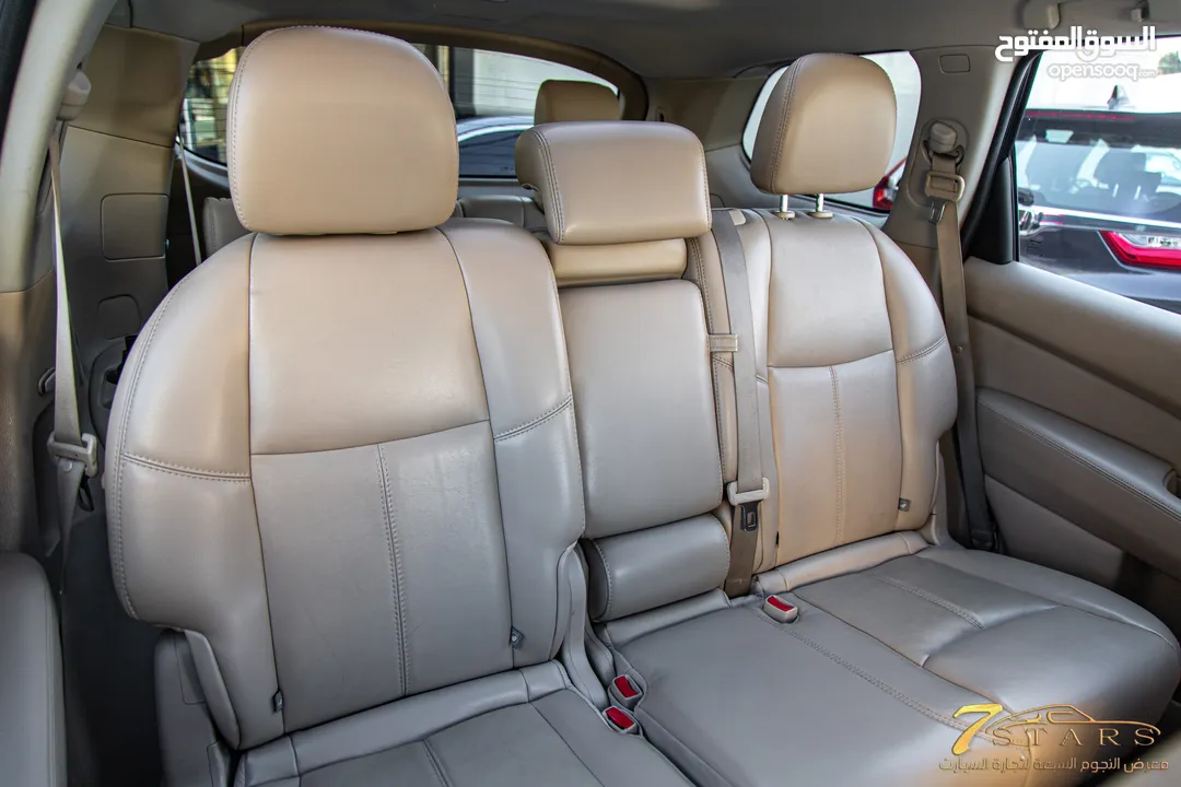 Nissan Pathfinder SV 2018  السيارة وارد الشركة و قطعت مسافة  80,000  كم فقط