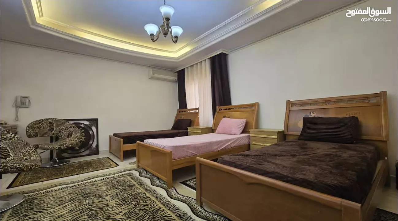 شقة للإيجار مفروش او غير مفروش طابقية مع روف و ترس كبير  Big department for rent in deir Ghbar amman