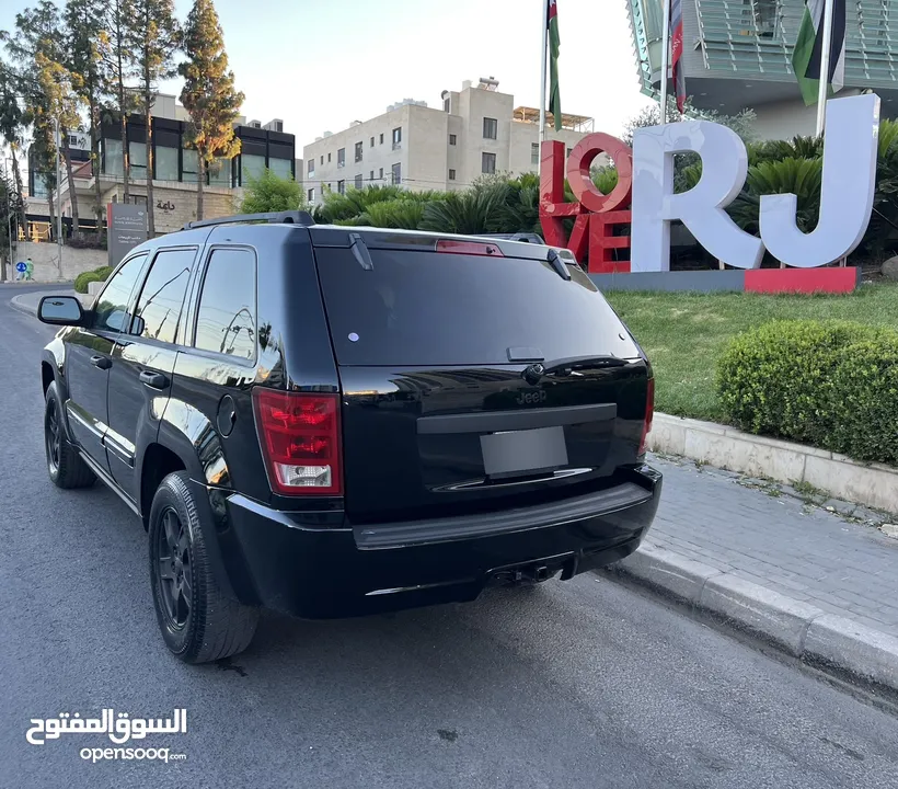 جيب جراند شيروكي موديل 2005  ‎ بحالة ممتازة / فل كامل Black Edition