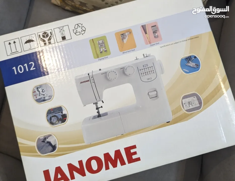 ماكينة خياطة من شركة Janome
