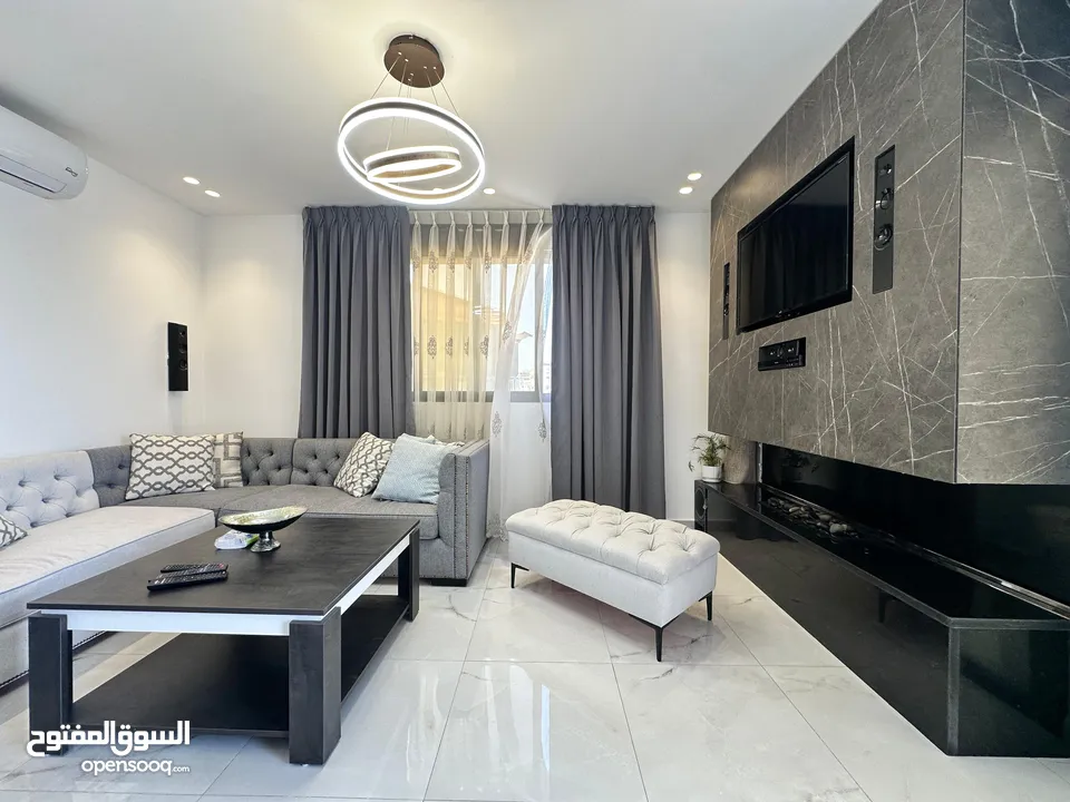 Furnished Apartment For Rent In Um Al Summaq ( Property 43036 )-174809384