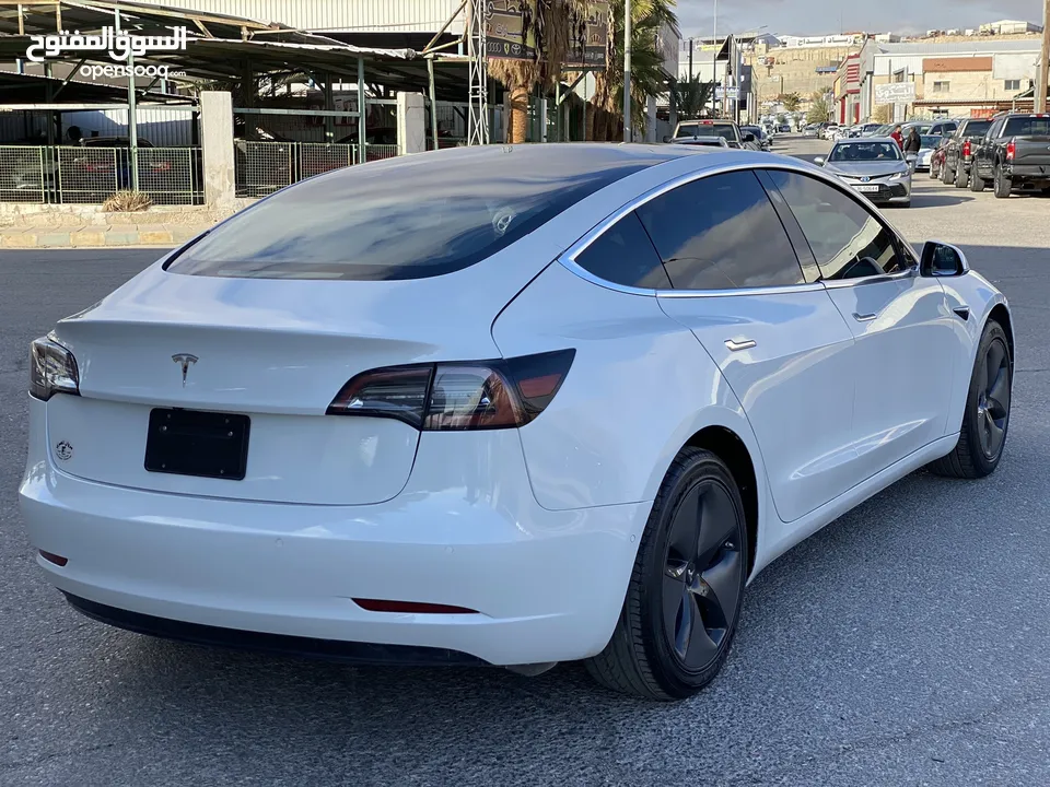 Tesla Model 3 Standerd Plus 2019