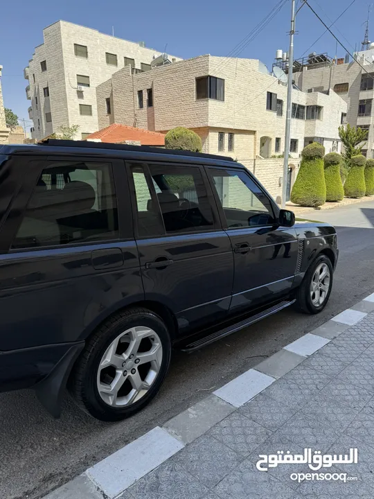 رنج روفر فوج Range Rover Vogue محول 2012 للبيع مع الرقم بسعر مغري