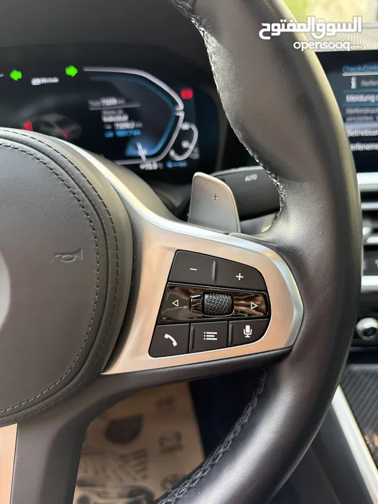 ترخيص 2022 BMW  330e  محرك 2000 هايبرد plug in/يقطع على الشحنه 50 كيلو متر  297 حصان