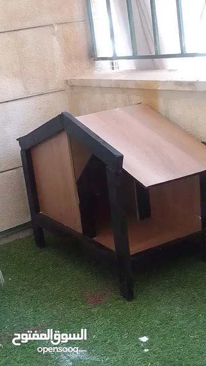 بيوت قطط من الخشب Wooden Cat Houses