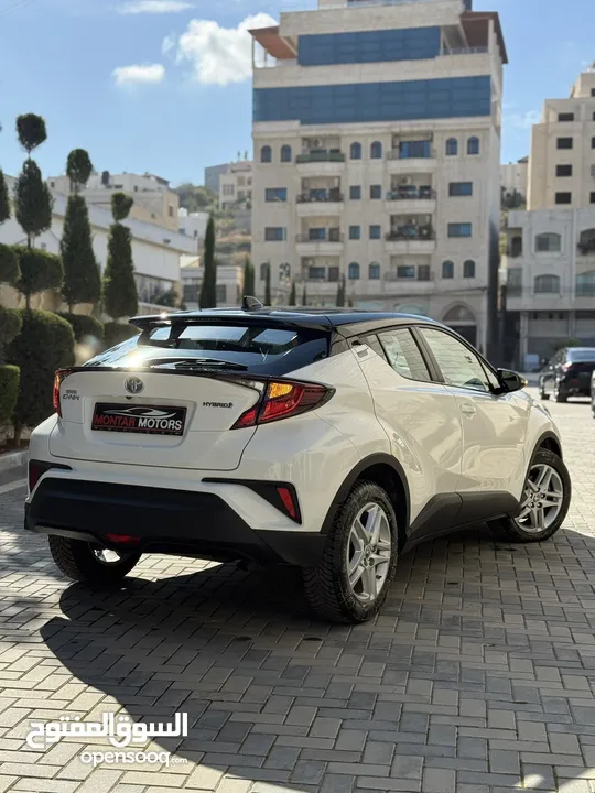 تويوتا C-HR ترخيص 2022 محرك 1800 هايبرد حصان 170