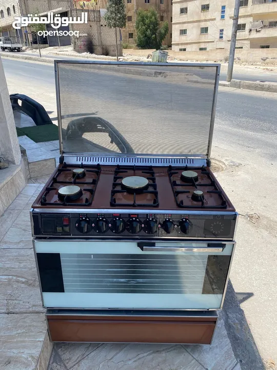 فرن إيطالي 5 عيون للبيع