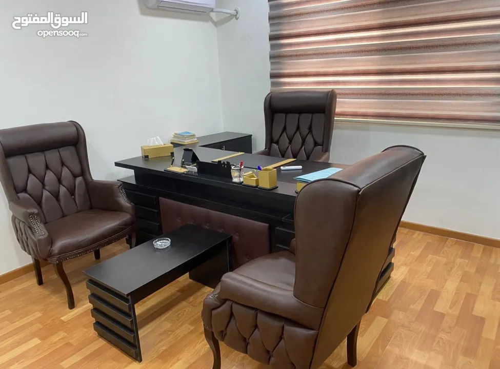 اثاث مكتبي للبيع