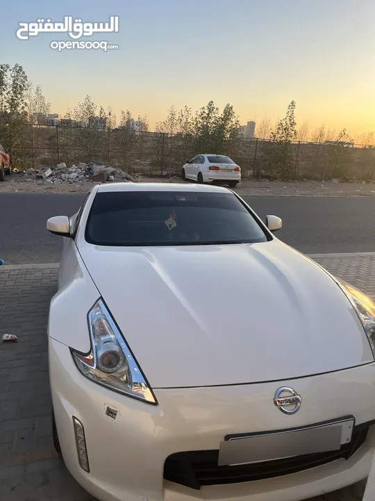 Nissan 370z نيسان زد