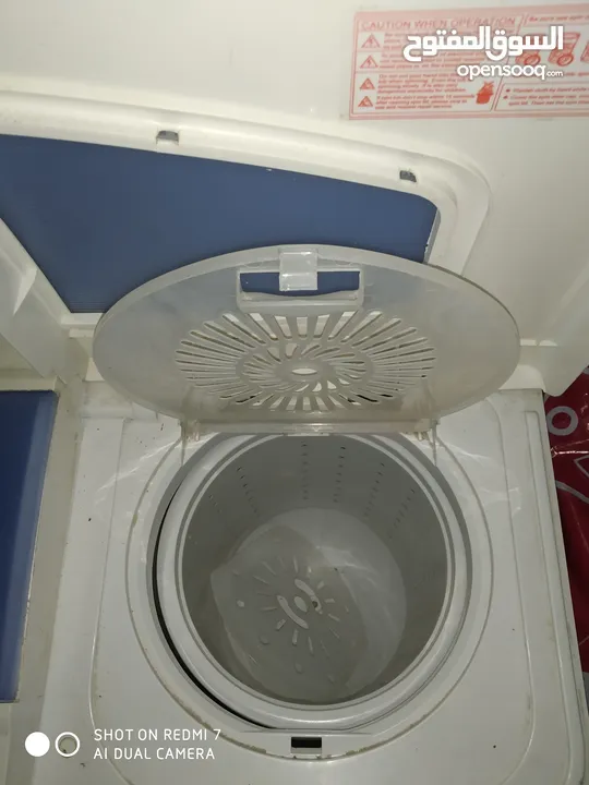 HYUNDAI .. BIG 9 KG  CAPACITY WASHING MACHINE WITH DRYER . Hyundai original washing machine and drye