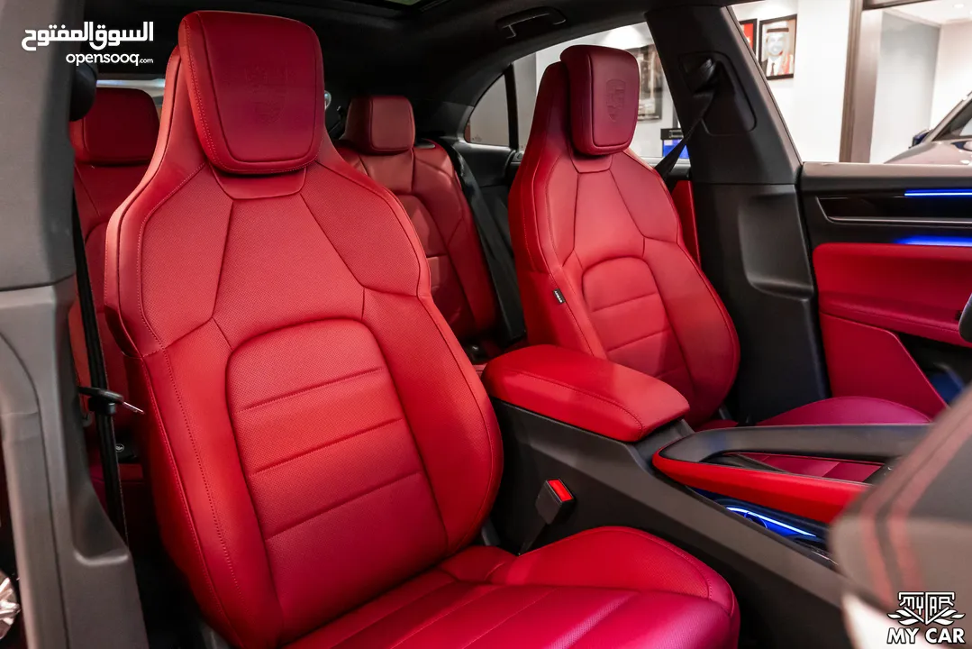 2025 Porsche Macan 4 Electric