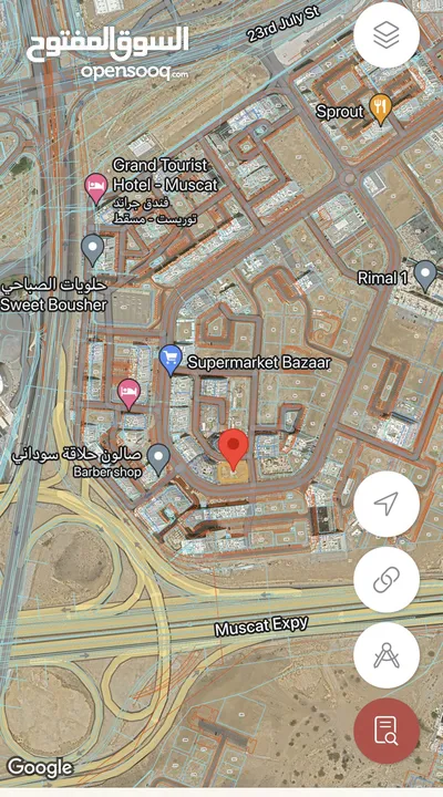 ارض سكني تجاري سوبر كورنر في بوشر منطقة جامع محمد الامين