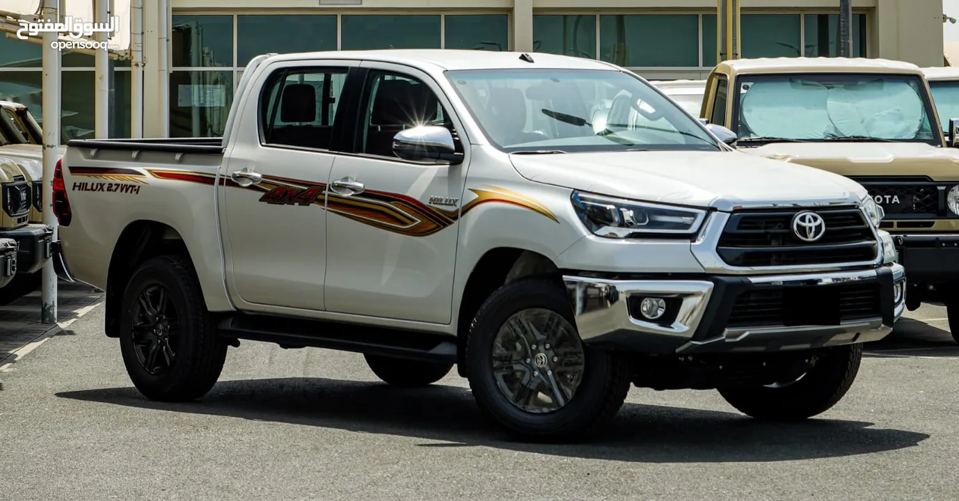 TOYOTA HILUX GLX FULL OPTION 2024 GCC ZERO KMتقبل التصدير للسعودية و العراق و جميع الدول