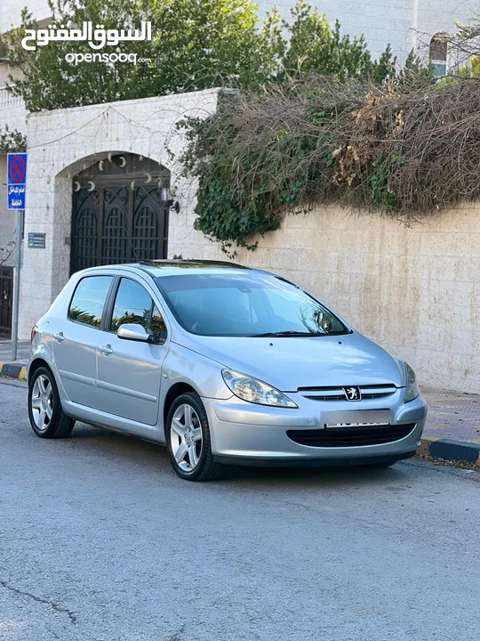سيارة بيجو 307 موديل 2003 للبيع