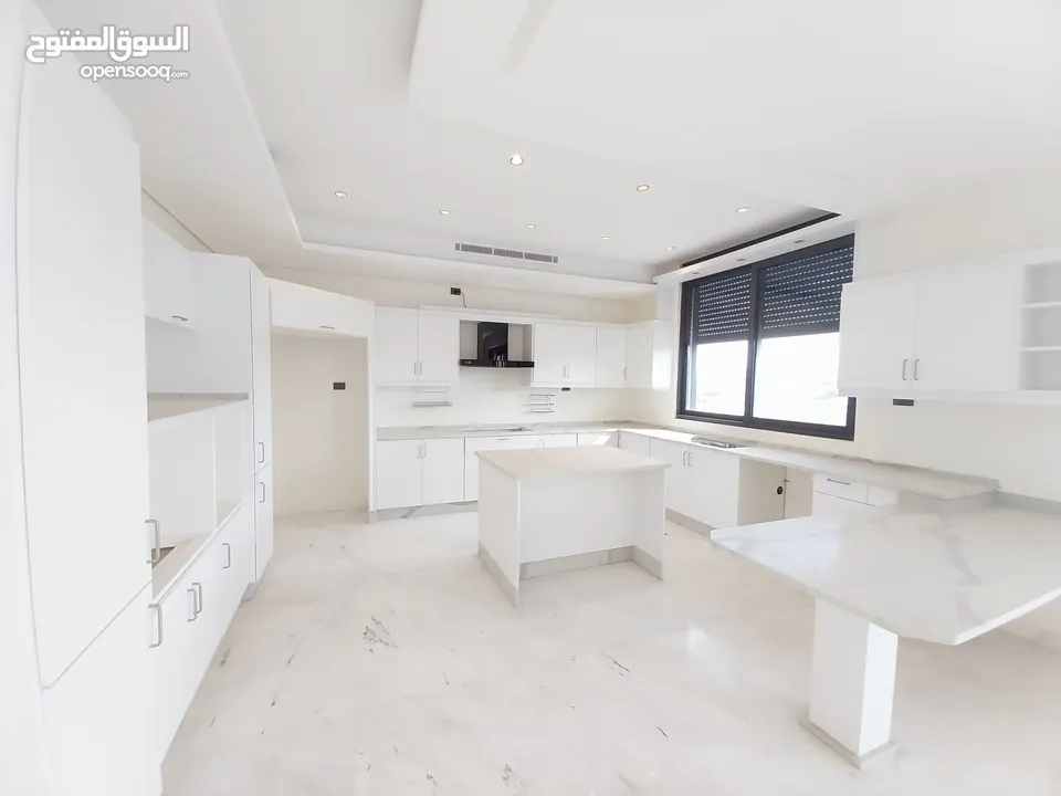 شقة غير مفروشة للإيجار 320م2 ( Property 19519 )-175072651
