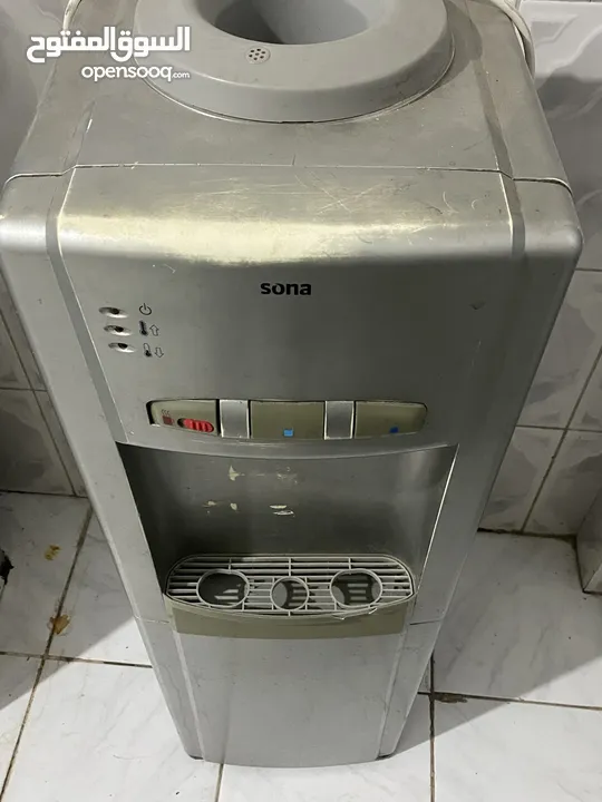 كولر ماء نوع sona للبيع المستعجل بحاجة لصيانة حنفية الماء الساخنه