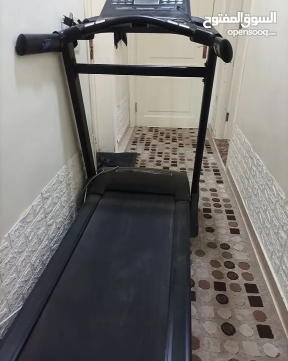 للبيع جهاز مشي احترافي