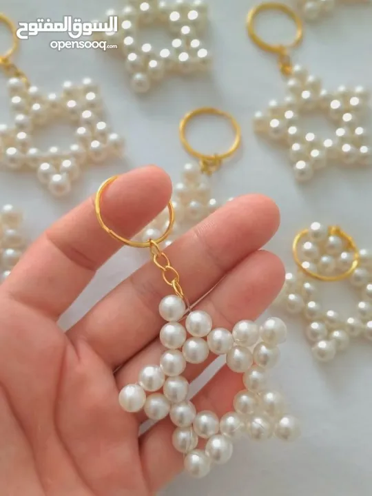 اعلان عن اكسسوارات مميزة hand made لمعرفة سعر كل قطعة واحدة تواصل على الرقم