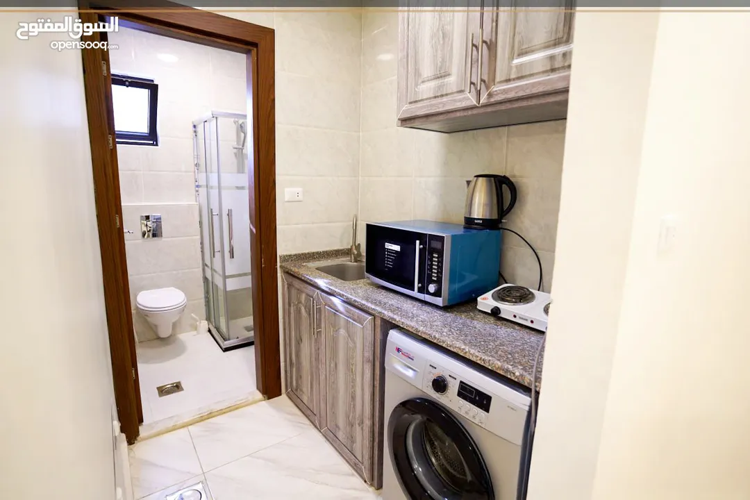 أجنحه سكنيه مفروشه بنظام فندقي وخدمات عاليه وموقع مميز