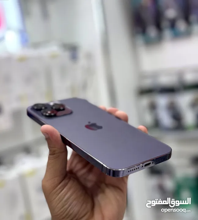 عرض خااص : iPhone 14 pro max 256gb هواتف نظيفة جدا بحالة الوكالة مع ضمان و ملحقات و بأقل سعر