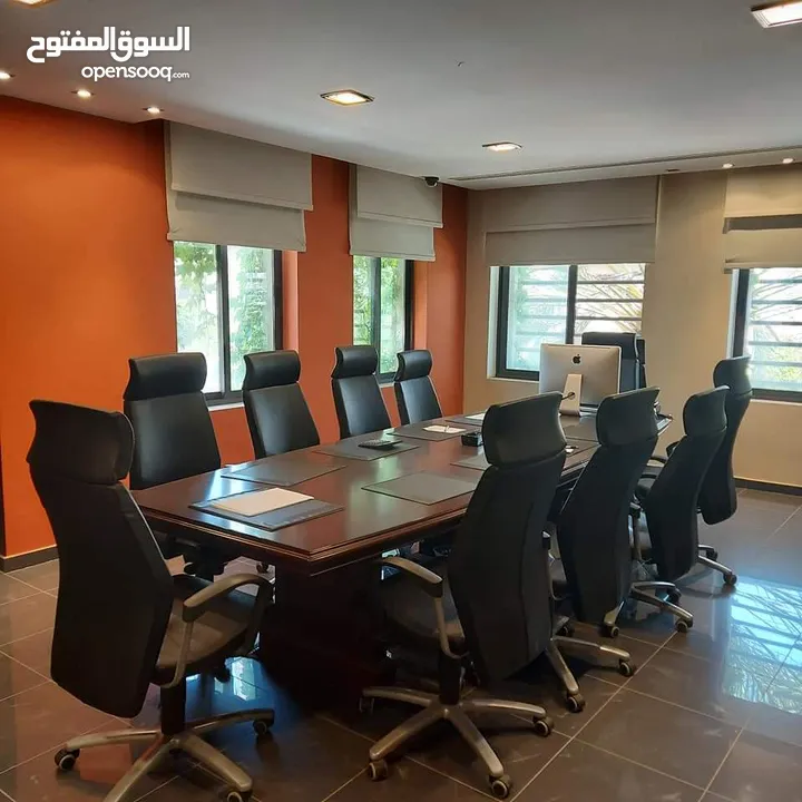 OFFICE SPACE- BUSINESS CENTER FOR RENT/مساحات مكتبية - مركز تجاري للإيجار