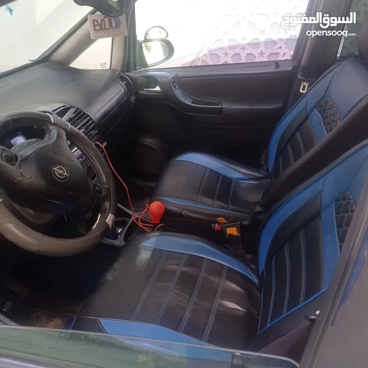 اوبل زافيرا 2004 للبيع