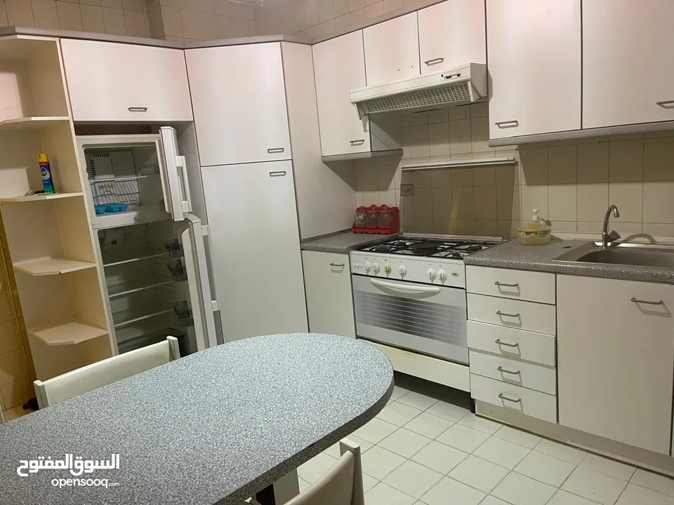 شقة مفروشة للإيجار في الشميساني - ref : 14636