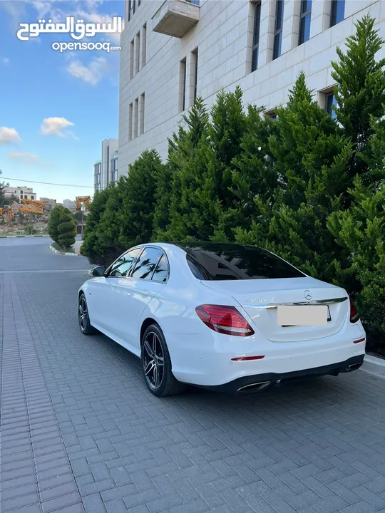E350e 2018 AMG night package