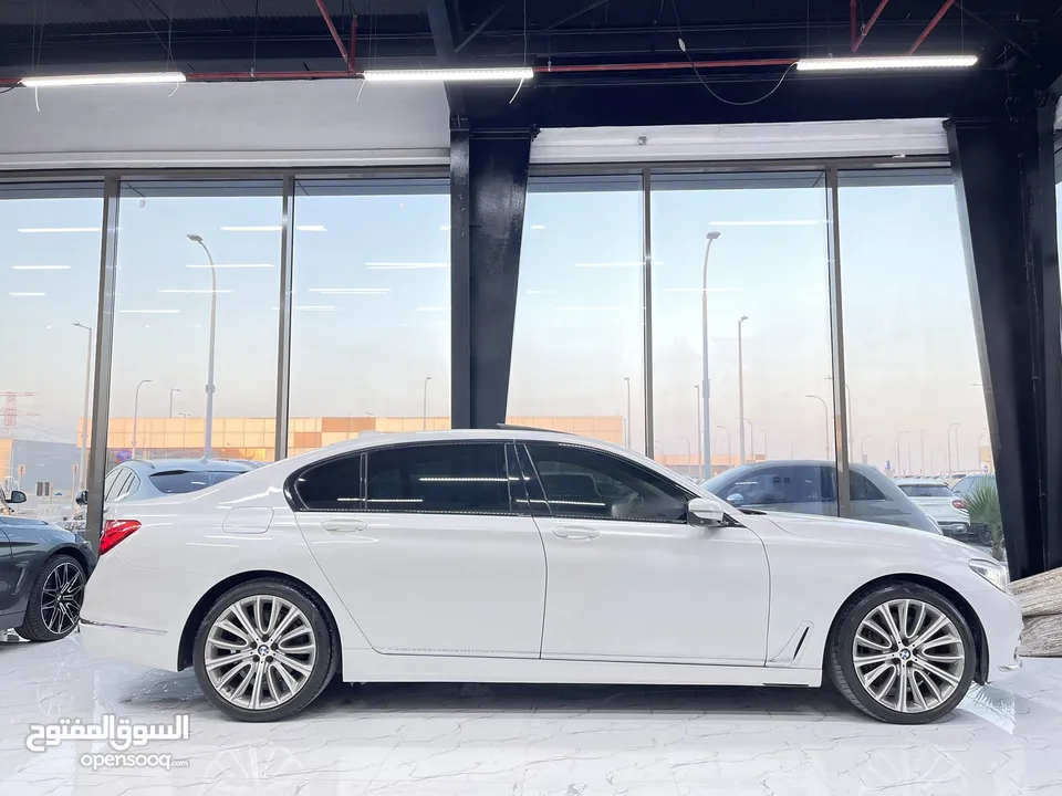 BMW 730i 2016 GCC Space Very clean V6/ 155,000 KM