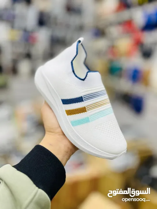 أحذية بسعر العرض