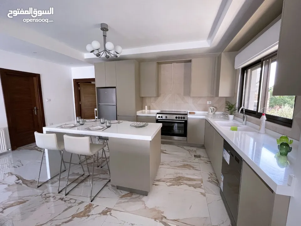 شقة للايجار في الويبده ( Property 34864 ) سنوي فقط