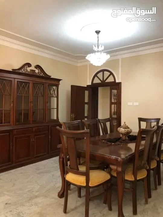 Furnished apartment for rentشقة مفروشة للإيجار في عمان منطقة.خلدا منطقة هادئة ومميزة جدا