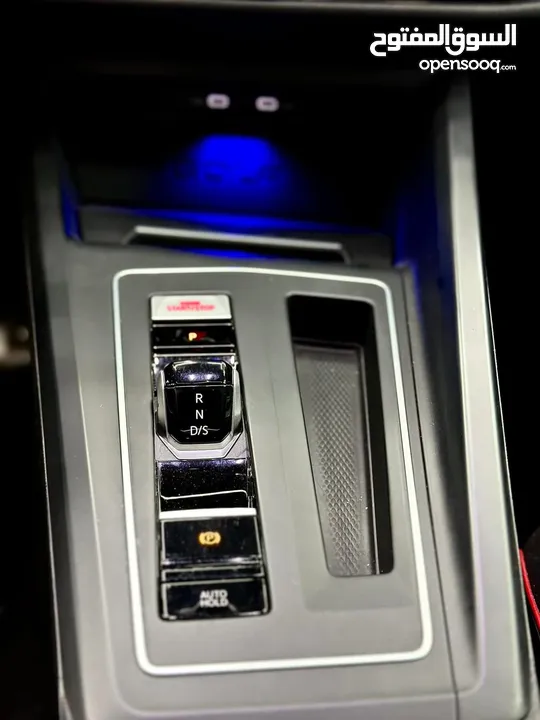 GTI 2021 السيارة مفللة + عداد 30 الف فقط + بحال الوكالة ولا غرام دهان