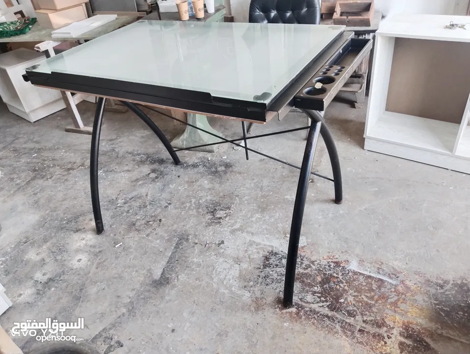 طاولة رسم هندسي  طاولة حديد تفصيل