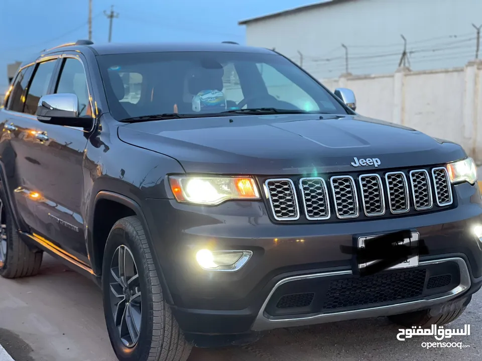 Jeep grand Cherokee 2019 للبيع