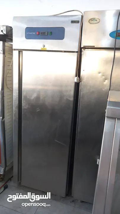 معدات مطاعم ومخابز