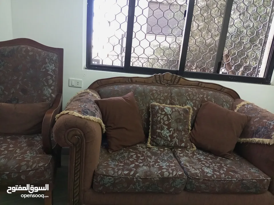 طقم كنب تسع مقاعد تفصيل