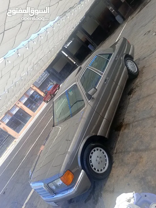 MERCEDES-BENZ W126 300SE 1990