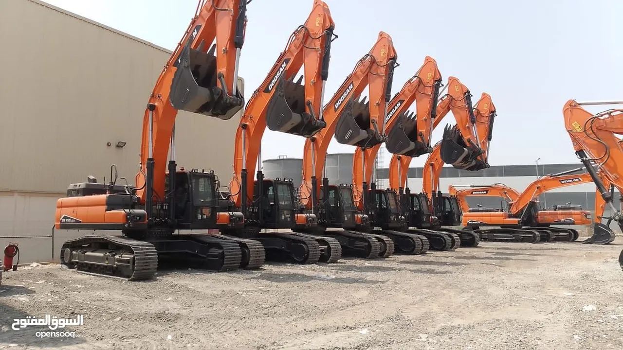 للتصدير حفار DOOSAN كوري: DOOSAN DX225  DX300 DX450 LCAالسعر عند الطلب