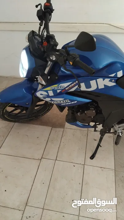 Suzuki 250 Gixxer