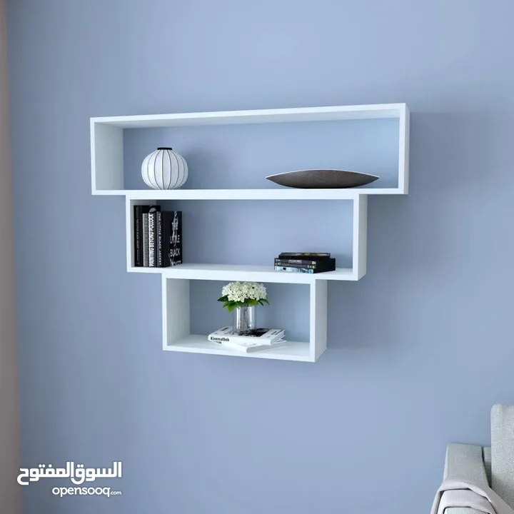 رفوف خشب شاشه ومطبخ وحمام وديكور حائط وستاند مكياج وجلاتين وكتب وصيدليه ومطبخ وغيره