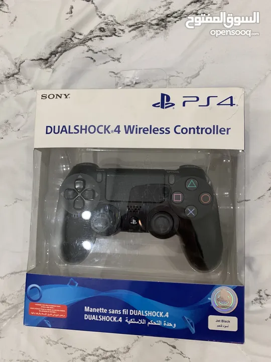 PS4(1 tera ) USED + ps4 controller