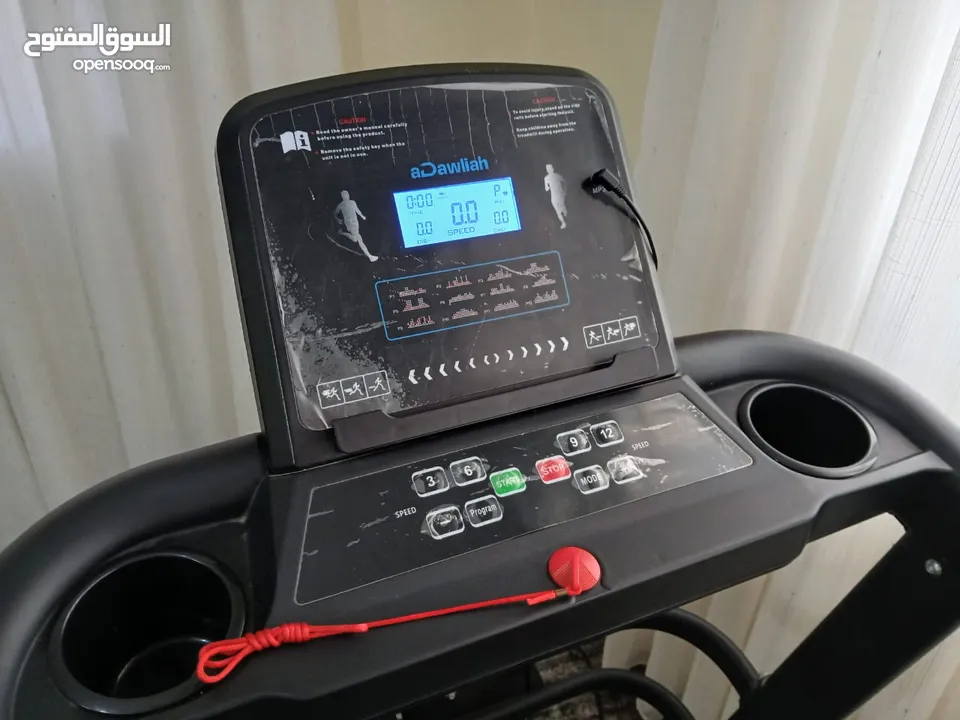 جهاز ركض شبه جديد نوعية كثير ممتازه تم تنزيل السعر عل 200